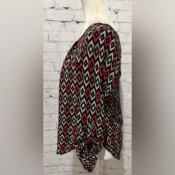 Paper Moon By Stitch Fix abstract, print roll tab sleeve blouse XS - Picture 3 of 7